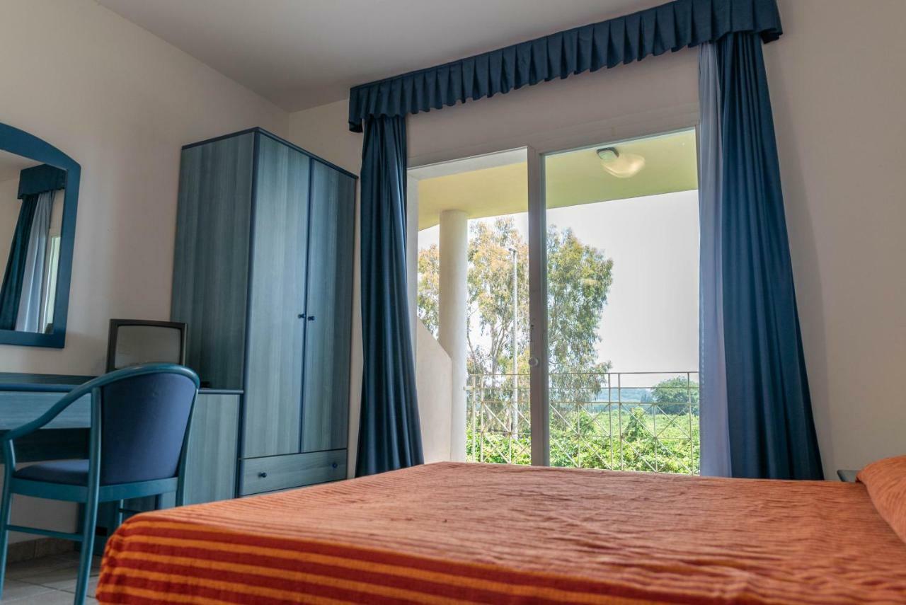 Nicotera Beach Village Bagian luar foto